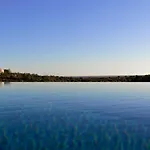 Tower W Infinity Pool Olhao