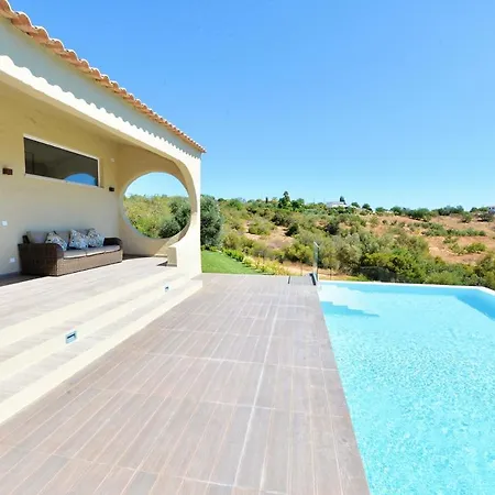 Tower W Infinity Pool Villa