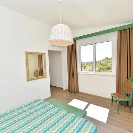 Tower W Infinity Pool *